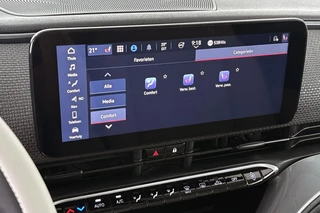 Fiat 500 3+1 La Prima 42 kWh Panoramadak Stoelverwarming Camera Apple CarPlay / 25