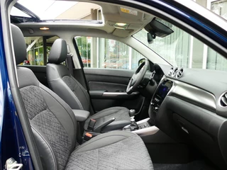 Suzuki Vitara 1.4 Boosterjet Style Smart Hybrid PANORAMADAK, 6 jaar fabrieksgarantie! Nieuw uit voorraad leverbaar! / 8