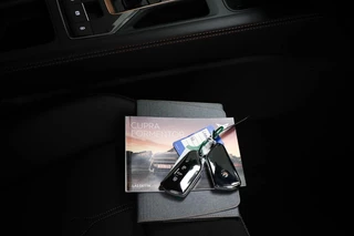CUPRA Formentor 1.5 TSI e-Hybrid Business | NIEUW | ECLIPSE PACK | MATRIX LED | STUURVERWARMING | DAB | APPLE | CAMERA | 19" / 61