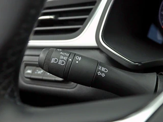 Renault Captur 1.0 TCe 90 techno Camera | Navigatie | Cruise control / 22
