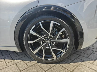 Toyota Prius 2.0 Plug-in Hybrid 220 PARK-SENSOREN BLIND-SPOT KEYLESS STOEL/STUURVERW CAMERA APPLE/ANDROID DAB+ LM-VELGEN AD-CRUISE ELEK-ACHTERKLEP / 9