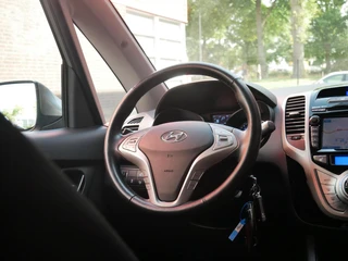 Hyundai ix20 1.6i Premium Camera| Cruise| Navi+BT / 8