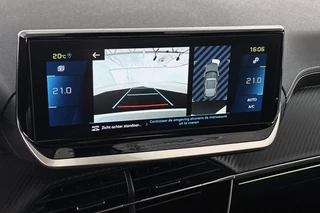 Peugeot e-2008 EV GT 50 kWh Achteruitrijcamera Apple Carplay Dodehoek LED Koplampen / 17