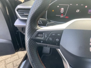 SEAT Leon Sportstourer 1.5 eTSI 150pk DSG-7 FR Business Intense / 20
