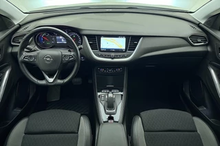 Opel Grandland X 1.6 Turbo 300pk Hybrid4 Elegance | Navigatie | Keyless | Camera | Parelmoer kleur | Electrische achterklep | Lichtmetalen velgen | AGR Comfortstoelen | Voorruitverwarming | Zwart dak / 6