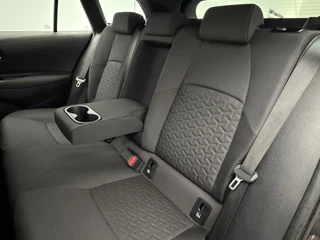 Toyota Corolla Touring Sports 1.8 Hybrid Business | Camera | Carplay&Android | DAB | Led / 23