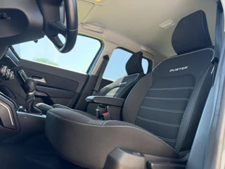 Dacia Duster 1.3 TCe 150 Extreme | Automaat | Keyless | Camera | CarPlay |Cruise | / 7