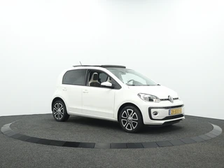 Volkswagen up! 1.0 BMT high-up! Panoramadak | Stoelverwarming | Climate control / 15