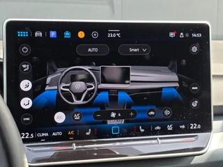 Volkswagen Golf 1.5 eTSI 150pk | Trekhaak | Stoelverwarming | Navi | Cruise | Carplay / 24