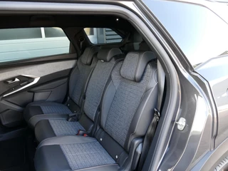 Peugeot 5008 1.6 Plug-in Hybrid 195 Allure 7p | 83km EV Actieradius WLTP | AUTOMAAT | 7-Zits | Parkeercamera Voor & Achter | Stuurverwarming | Dodehoek Detectie | / 32
