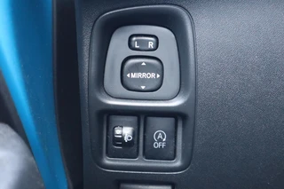 Toyota Aygo FIRST 5-DEURS LMV APPLE/ANDROID PRIVACY-GLASS LED AIRCO CAMERA BLUETOOTH DEALER-ONDERHOUDEN NL-AUTO / 23