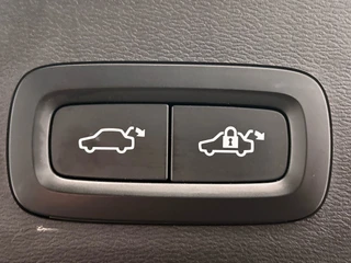 Volvo XC40 1.5 T5 Recharge 262 PK | Camera | Carplay | Elek. Kofferklep | / 30