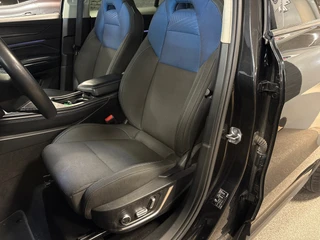 Lynk & Co 01 1.5 / pano / navi / camera / Infinity / memory / elec klep / Apple Android carplay / 10