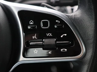 Mercedes-Benz CLA-klasse Shooting Brake 180 Business Solution 136 Pk Automaat | Stoelverwarming | Camera | Cruise Control | CarPlay | Climatronic | 16 Inch | 97.722 Km !! / 22