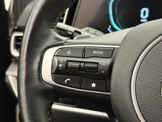 Kia Sportage 1.6 T-GDi Plug-in Hybrid AWD DynamicLine | Automaat | Adaptive cruise | Stoel & stuurverwarming | CarPlay | Camera / 15