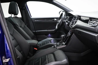 Volkswagen T-Roc 2.0 TSI 4Motion R | PANORAMADAK | BEATS | AKRAPOVIC UITLAAT | CAMERA | TREKHAAK / 5