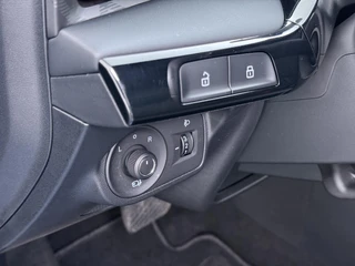 MG MG3 Hybrid+ 1.5 Hybrid+ Luxury | ONDERHOUD GEHAD BIJ DEALER, DIRECT LEVERBAAR | 7 JAAR MG FABRIEKS GARANTIE TM 02-2032 | STOEL + STUURVERWARMING | 360 CAMERA | ADAP. CRUISE | DODE HOEK | KEYLESS | APPLE CARPLAY | / 20