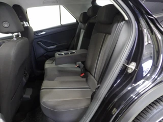 Volkswagen T-Roc 1.5 TSI 150pk T-Roc Style / 38