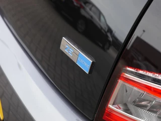 Renault Twingo Z.E. R80 Intens / 11