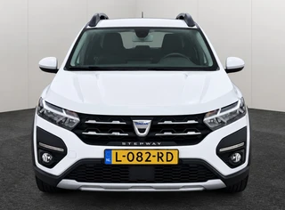 Dacia Sandero Stepway 1.0 TCe Comfort | 1e Eigenaar | Navigatie | Parkeersensoren | Cruise Control | Airco | Stuurbediening | Bluetooth / 9