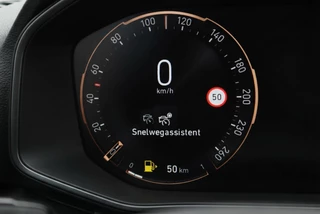 Lynk & Co 01 1.5 PHEV l 360 Camera l Pano l 6.6KW / 21