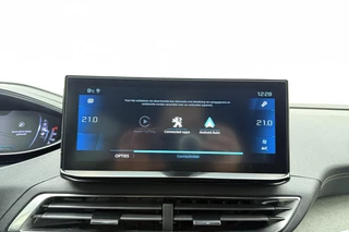 Peugeot 3008 1.2T 130pk GT | Achteruitrijcamera | Parkeersensoren V+A | Cruise & Climate control | Navi | Apple Carplay / Android Auto / 21