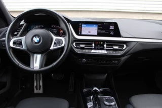 BMW 1 Serie 118i Business Edition  | M-Sport | Origin NL | Camera | Trekhaak | Navigatie / 6