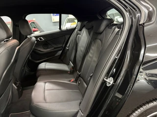 BMW 1 Series 118i NL auto/ Eerste eigenaar/ 34.323 KM/ Automaat / 34