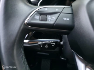 Audi Q3 45 TFSI e S-Line / Pano / Leder / El.Trekh. / Camera / 19