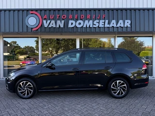 Volkswagen Golf 1.0 TSI Comfortline Business Camera Carplay Virtual dash / 14