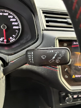 SEAT Arona 1.5 TSI EVO FR Business Intense | Climate control | Navigatie | Camera | Cruise control | Elektrisch Pakket | Parkpilot | Trekhaak | / 44