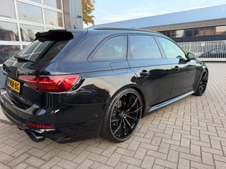 Audi A4 Avant 2.9 TFSI RS 4 quattro / Pano / Keramisch / ABT / Top View / Head-Up / Milltek / 12