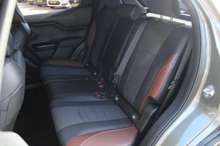 Suzuki e VITARA Style 61 kWh Elektrische Bestuurdersstoel, Stoelverwarming, Interieur voorverwarming, Panoramadak / 7