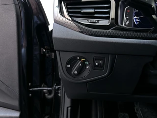 Volkswagen Polo 1.0 TSI Life Virtual Cockpit Navigatie App-Connect DAB+ / 23