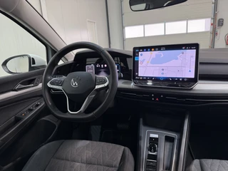 Volkswagen Golf Variant 1.5 eTSI 150pk DSG Style Pano dak / 7