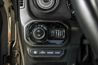 Jeep Wrangler Unlimited 4xe 380 Sahara|BRUTE|Cabrio|Matt|Leder|22'' / 46