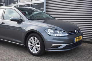 Volkswagen Golf 1.5 TSI COMFORTLINE BUSINESS ADAP. CRUISE / CARPLAY / 11