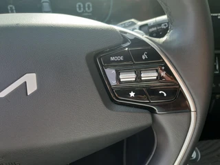 Kia Niro 1.6 GDi Hybrid DynamicLine Edition | Dodehoek detectie | Elektrisch bedienbare best. stoel | Navigatie | Adaptieve cruise control | Apple Carplay / Android Auto | Verbruik 1 op 20! / 23
