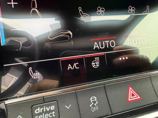 Audi A6 Avant 55 TFSI e quattro Competition / Pano / TopView / Trekhaak / 367PK / Zeer kompleet !! / 35