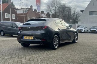 Mazda 3 2.0 SkyActiv-G / 8