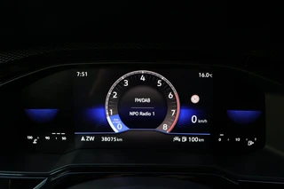 Volkswagen POLO Achteruitrijcamera App-connect Navigatie Parkeersensoren / 5