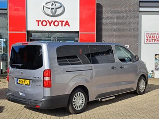 Toyota PROACE Electric Shuttle LONG EXTRA RANGE DYNAMIC 75KWH 8-PERSOONS ROLSTOELAUTO VERLAAGD-INBOUW-OPRIJPLAAT 2x SCHUIFDEUR / 2