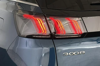 Peugeot 3008 1.6 HYbrid 225 GT 1e Eigenaar Panoramadak Leder FOCAL / 25
