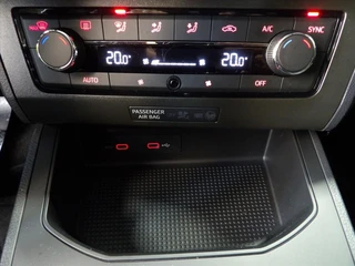 SEAT Ibiza 1.0 EcoTSI 95pk Style Business Intense / 34