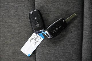 Kia Stonic 1.0 T-GDi DynamicLine  - Trekhaak - Airco - Cruise control - / 56