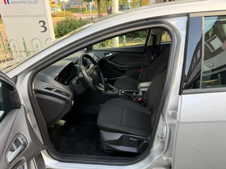 Ford Focus Wagon 1.0 Trend / 10