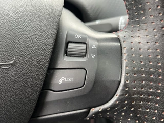 Peugeot 2008 PureTech 110 GT-line  | Trekhaak | Carplay/Android Auto | Panoramadak | / 20