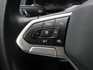 Volkswagen Polo 1.0 TSi Life | Adaptive Cruise | Camera | Airco | CarPlay | 15 Inch | 26.874 Km !! / 21