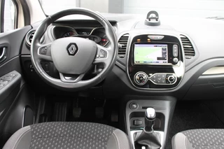 Renault Captur 0.9 TCE INTENS Pure Led vision / Camera / Trekhaak / 22