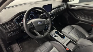 Ford Focus Wagon 1.0 EcoBoost Titanium Business PANO LEER CRUISE NAVI CARPLAY ECC. / 24